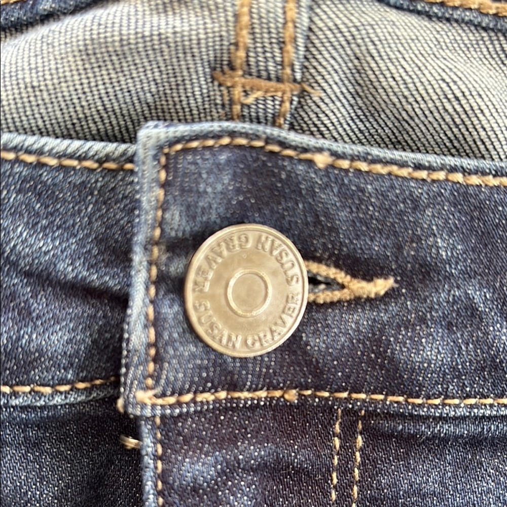 Susan Graver BOHO Regular High Stretch Denim Crop Jeans with Frayed Tulip Hem - Picture 10 of 12